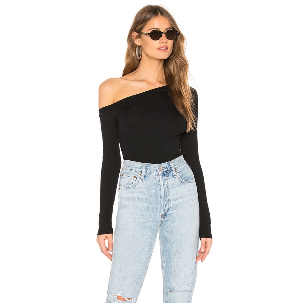 SOLD!!! Cliché Asymmetrical One Shoulder
